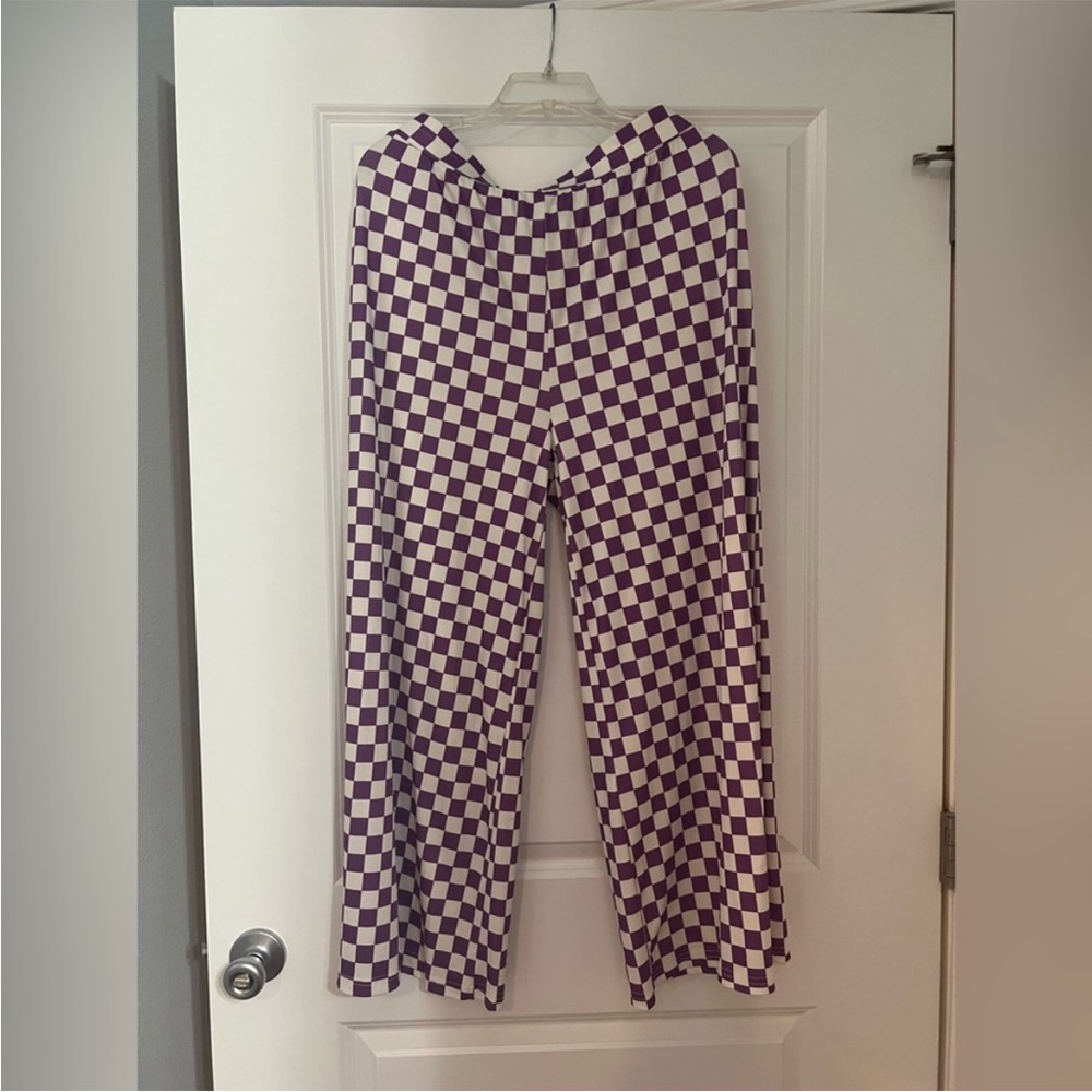 Purple and White Wide Leg Jumpsuit with Sleeveless Design